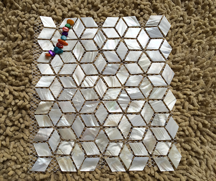 Rhombus white shell mosaic til - Home Improvement Background บทวิจารณ์และราคา